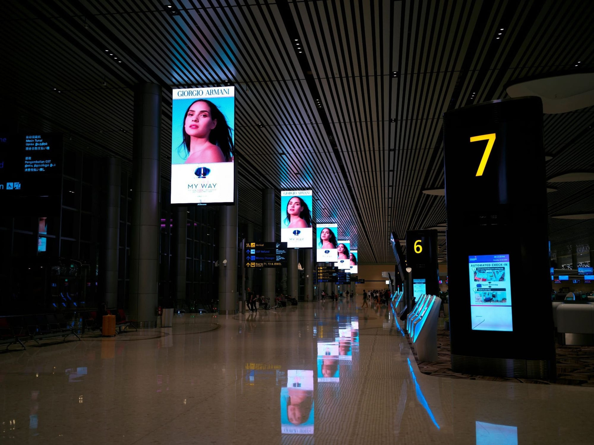 Your Digital Signage Reflects Your Operations. Is Yours Messy or Managed?